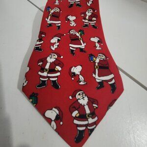 Santa and Snoopy "peanuts" 100% Silk